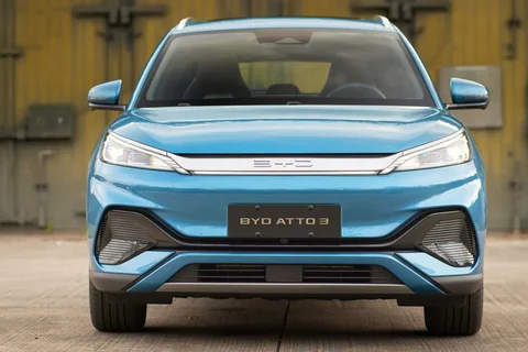 BYD Atto 3 Comfort 2025 view 2