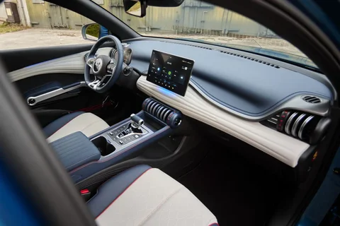 BYD Atto 3 Comfort 2025 view 7