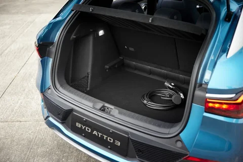 BYD Atto 3 Comfort 2025 view 8