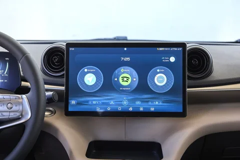 BYD Dolphin Comfort 2023 view 2