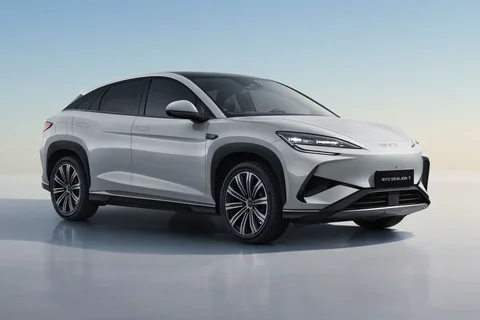 BYD Sealion 7 Design AWD 2025 view 5