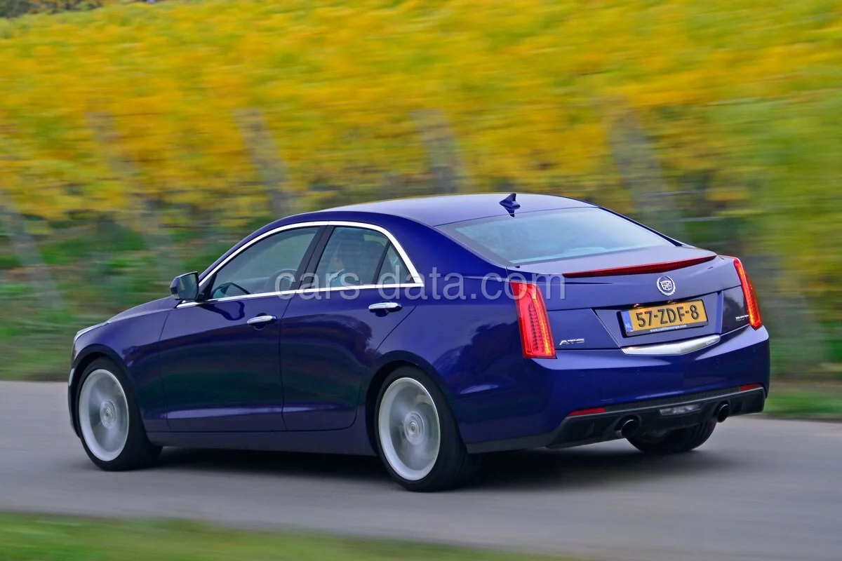 Cadillac ATS ATS-V 2015 front view