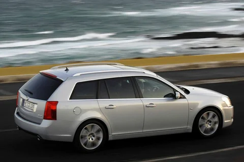 Cadillac BLS Wagon 2.8 V6 Elegance 2007 view 12