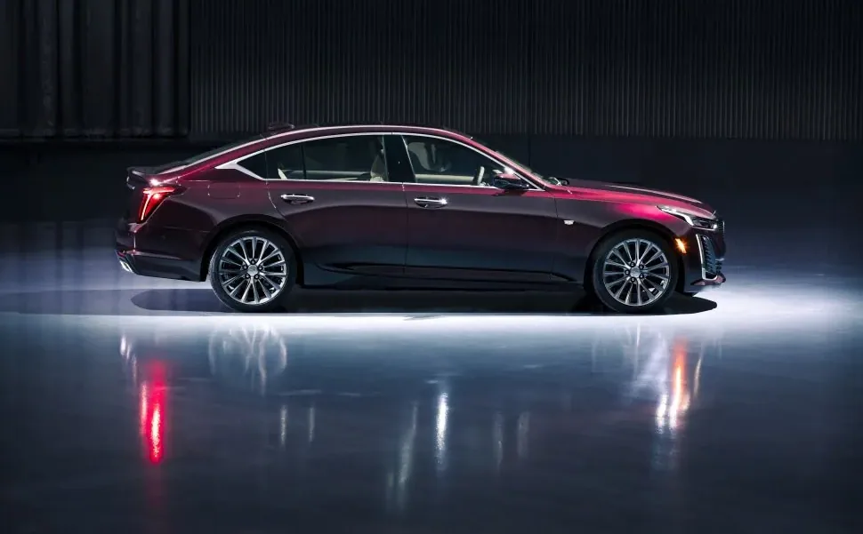 Cadillac CT5 2023 — Exteriér 1