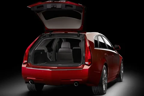 Cadillac CTS CTS-V Wagon 2011 view 4