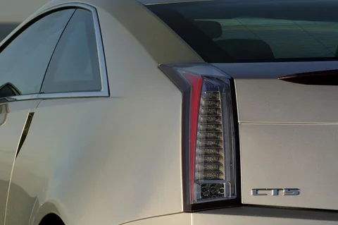 Cadillac CTS CTS-V Coupé 2010 view 6
