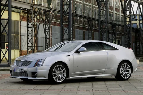 Cadillac CTS CTS-V Coupé 2010 view 8