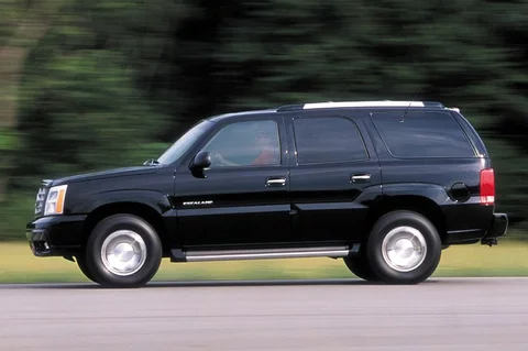 Cadillac Escalade 6.0 V8 2005 view 2