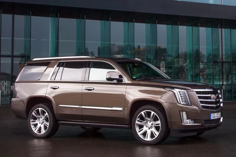 Cadillac Escalade 6.2 V8 Premium 2015 view 2