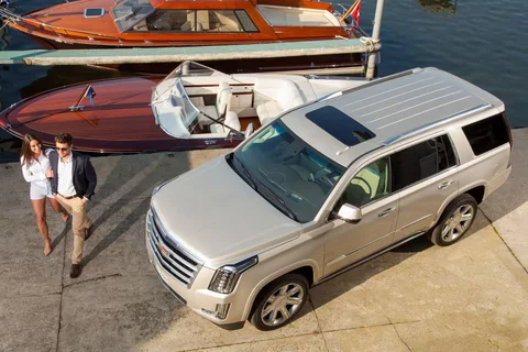 Cadillac Escalade 6.2 V8 Premium 2015 view 6