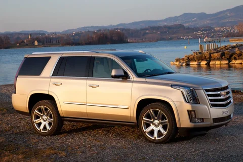Cadillac Escalade 6.2 V8 Premium 2015 view 12