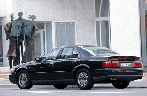Cadillac Seville STS 1998 view 5