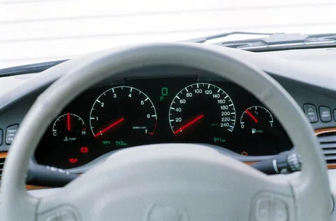 Cadillac Seville STS 1998 view 6