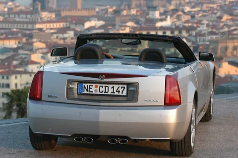 Cadillac XLR XLR 2004 view 3