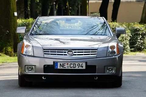 Cadillac XLR XLR 2004 view 4