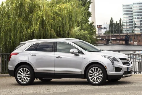 Cadillac XT5 3.6 V6 AWD Premium 2017 view 3