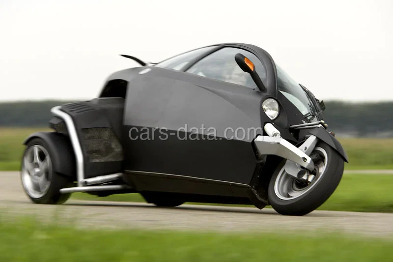 Carver One One 2007 front view