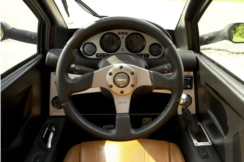 Carver One One 2007 view 3