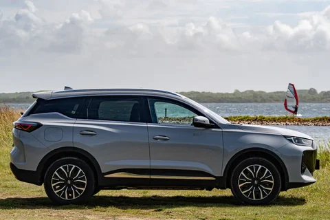 Chery Tiggo 7 PHEV Unique 2026 suv vista 3