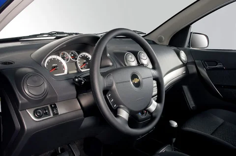 Chevrolet Aveo 1.4 16V Style 2006 view 8