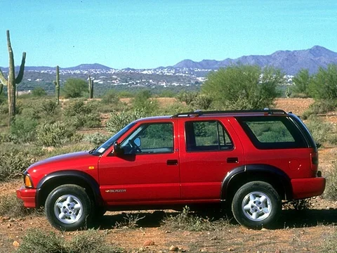 Chevrolet Blazer Blazer 1995 view 2