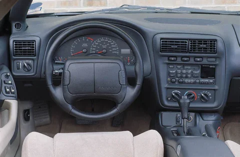 Chevrolet Camaro Convertible 1998 view 3