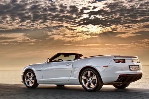 Chevrolet Camaro Convertible 6.2 V8 2011 view 6