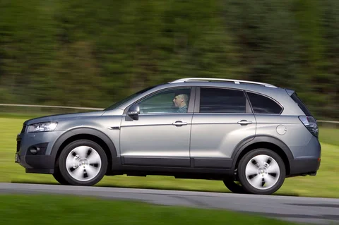 Chevrolet Captiva 3.0 LTZ 2011 view 2