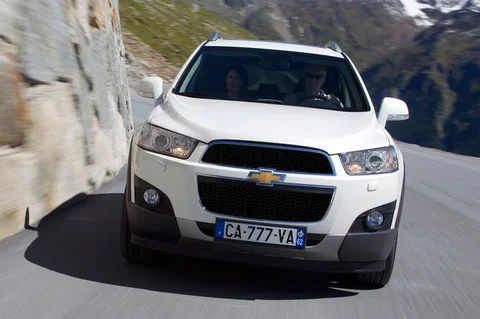 Chevrolet Captiva 3.0 LTZ 2011 view 3