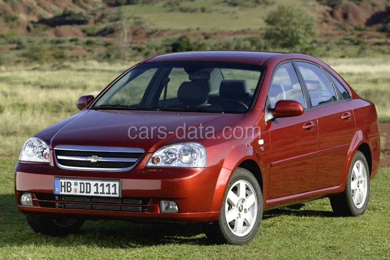 Chevrolet Nubira 1.4 Ace 2005 front view