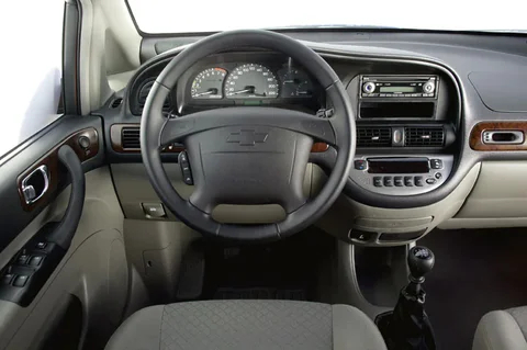 Chevrolet Tacuma 2.0 Class 2005 view 9