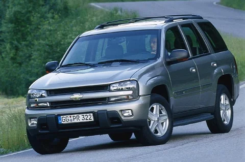 Chevrolet TrailBlazer LT Premium 2001 view 2