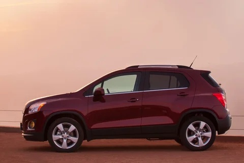 Chevrolet Trax 1.4T AWD LS 2013 view 2