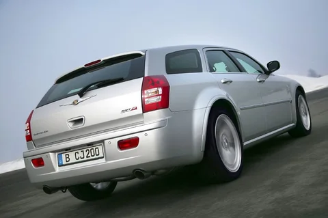 Chrysler 300C Touring 3.5 V6 2004 view 2