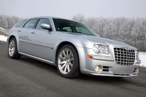Chrysler 300C Touring 3.5 V6 2004 view 4
