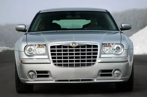 Chrysler 300C Touring 3.5 V6 2004 view 5