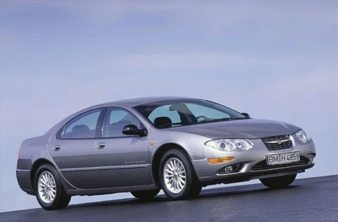 Chrysler 300M 2.7i V6 LE 1999 view 2