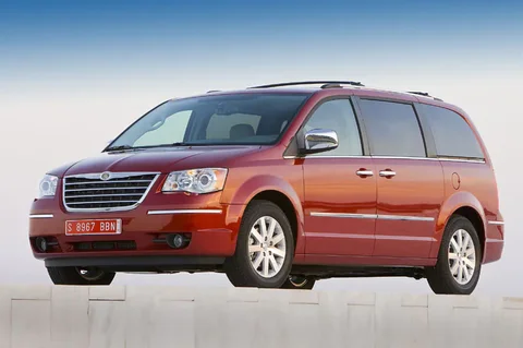Chrysler Grand Voyager 2.8 CRD 2010 view 7