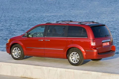 Chrysler Grand Voyager 2.8 CRD 2010 view 9