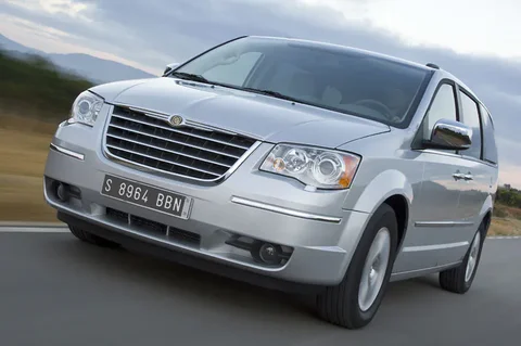 Chrysler Grand Voyager 2.8 CRD 2010 view 10