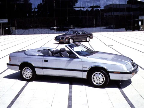 Chrysler Le Baron Convertible 1988 view 2