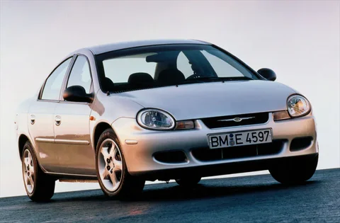 Chrysler Neon 1.6i 16V LE 2001 view 3