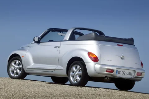 Chrysler PT Cruiser Cabrio 2.4i Touring 2005 view 4