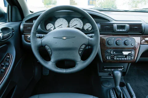 Chrysler Sebring 2.7i 24V LE 2001 view 7