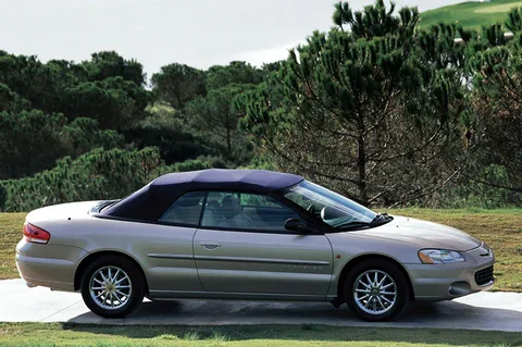 Chrysler Sebring Cabrio 2.0i 16V LE 2002 view 6