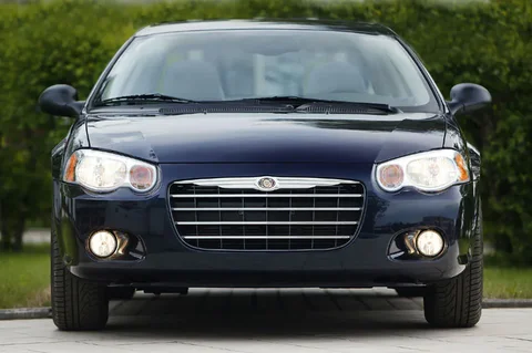 Chrysler Sebring 2.7i 24V LE 2003 view 4