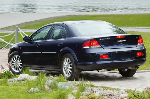 Chrysler Sebring 2.7i 24V LE 2003 view 5