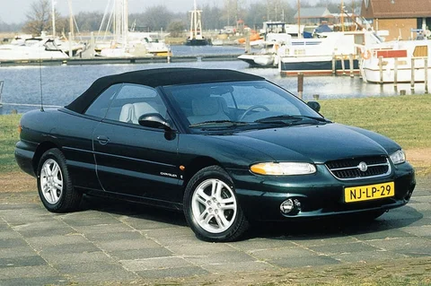 Chrysler Stratus Convertible 2.0i 16V LE 1996 view 3