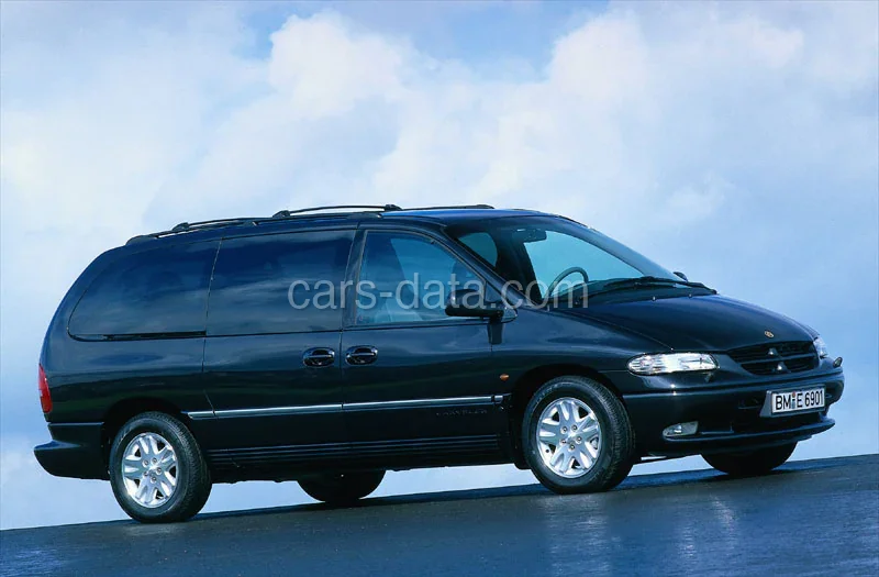 Chrysler Voyager Grand Voyager 2.5 TD SE 1996 front view