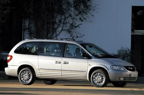 Chrysler Voyager Grand Voyager 2.5 CRD SE 2001 view 3
